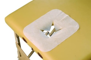 Jednorazowe pokrycia na twarz (na wycięcie w stole - 50 szt.